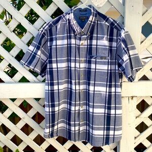 EDDIE BAUER Plaid Button Down Plaid Shirt w/ Front Hidden Pocket. Awesome Shirt!
